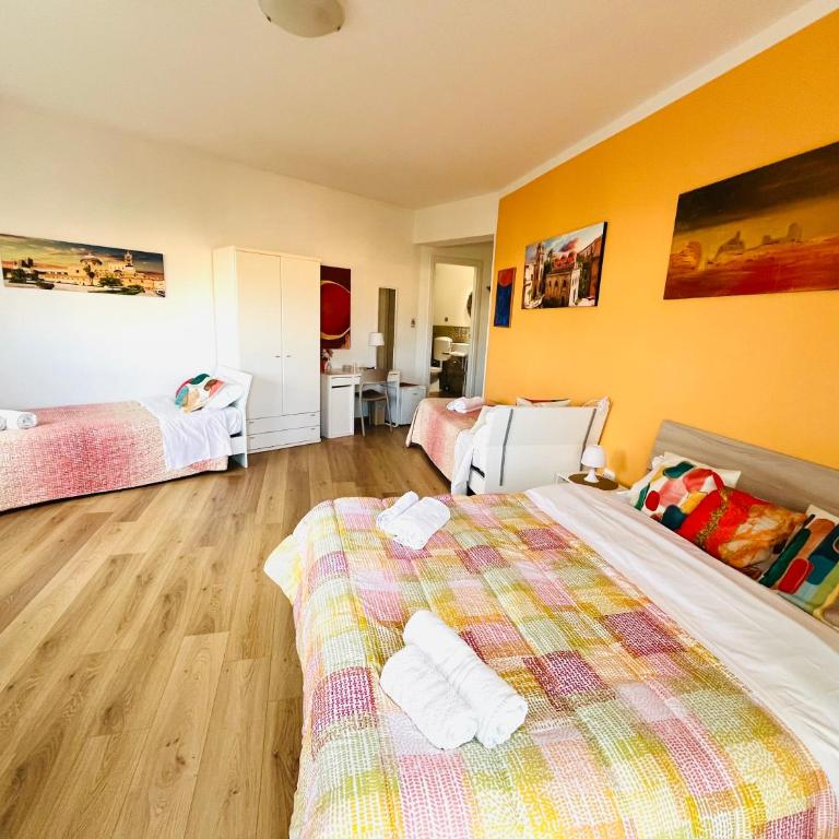 LeAlbe di Sicilia - Quadruple Room with Private Bathroom - 3
