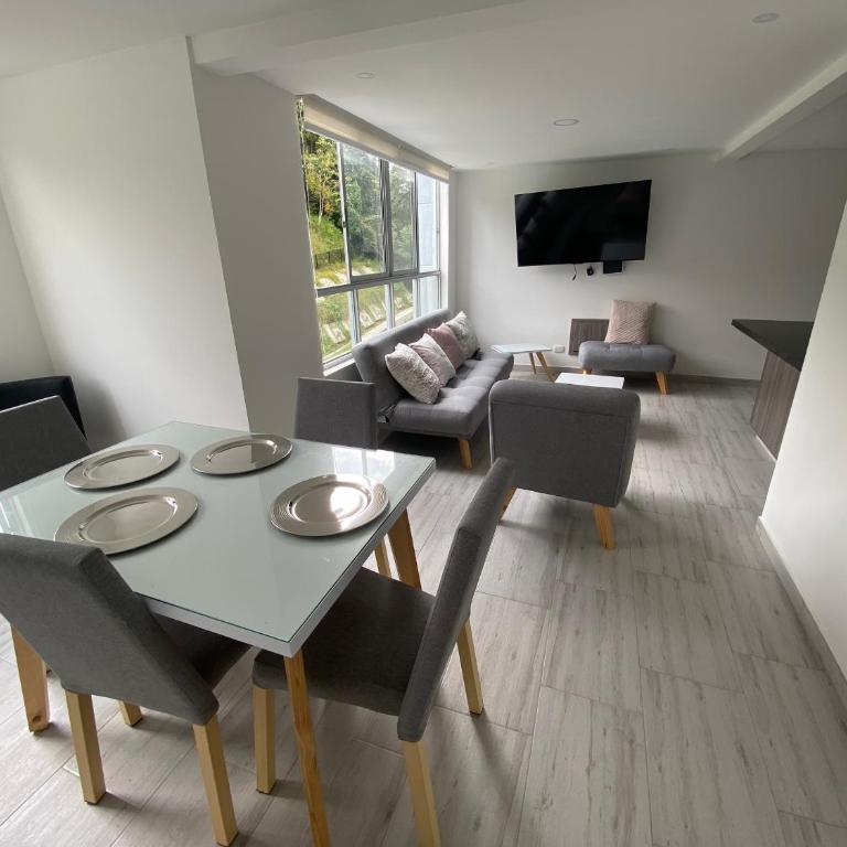Apto nuevo, tranquilo y central - Apartamento de 2 dormitorios - 6