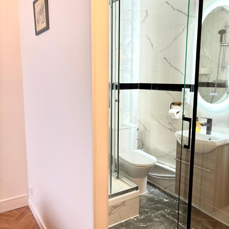 Appartement LUCAS Salle de bain Privative - Habitación Doble con baño privado - 9