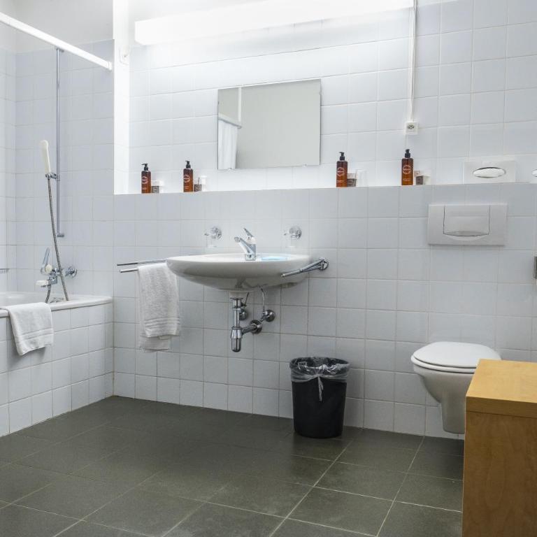 Guesthouse Monte Verità - Casa con 3 Camere da Letto - 7