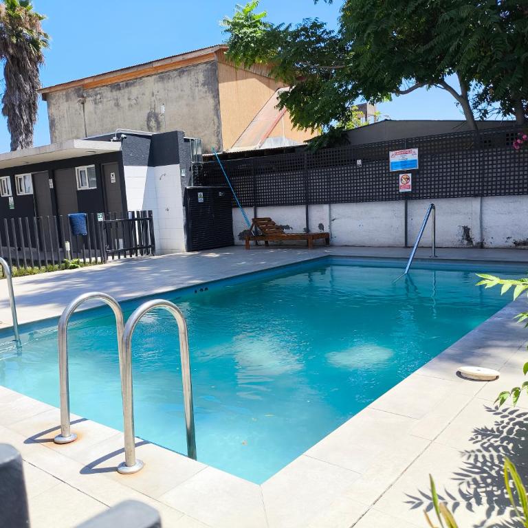 Comfortable and stylish fully equipped apartment just steps from the metro - One-Bedroom Apartment - 29