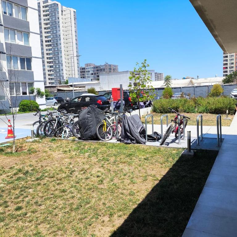 Comfortable and stylish fully equipped apartment just steps from the metro - One-Bedroom Apartment - 31