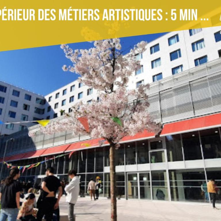 AMJA Proche clinique Saint-Roch apt 3 chambres 3 salles de bain parking gratuit idéal famille groupe coworking 10 min centre ville 10 min plage 5 min sortie autoroute - Three-Bedroom Apartment - 25