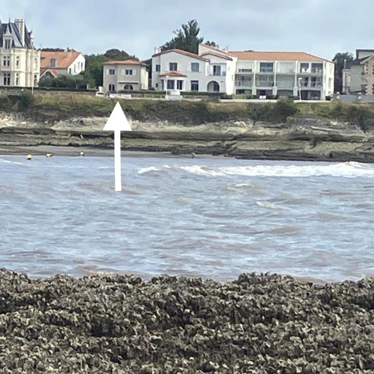 Devant la mer et la plage de ROYAN PONTAILLAC, 4chambres 2 à 8 personnes - Villa - 6