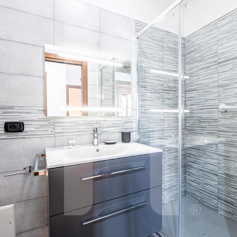 Homiday - Pisa - Elegant Apartment- 3 camere 2 bagni - Appartamento con 3 Camere da Letto - 16