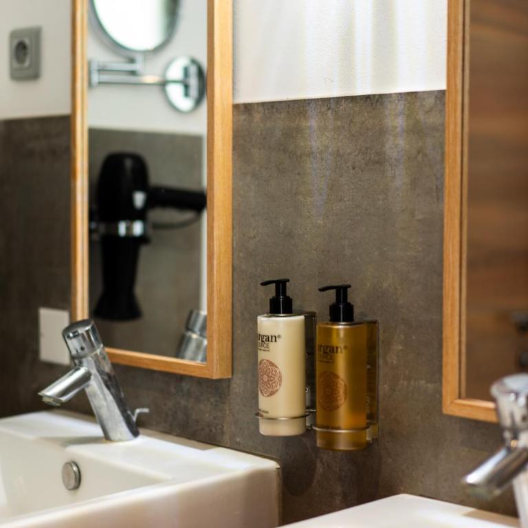 La Cabane Bambou - 2-Bedroom Garden Apt - Cabane Bambou | Mandara Beach Residence - 12