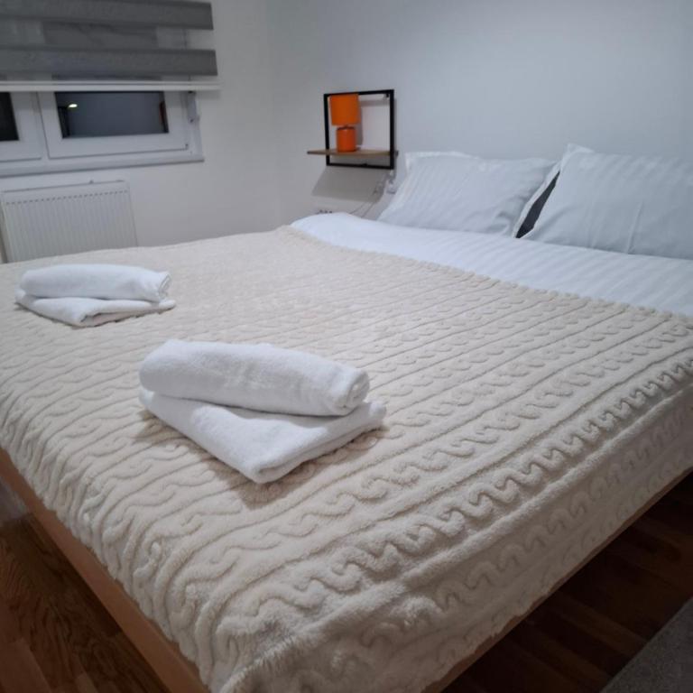 Apartman Radoš - One-Bedroom Apartment - 13