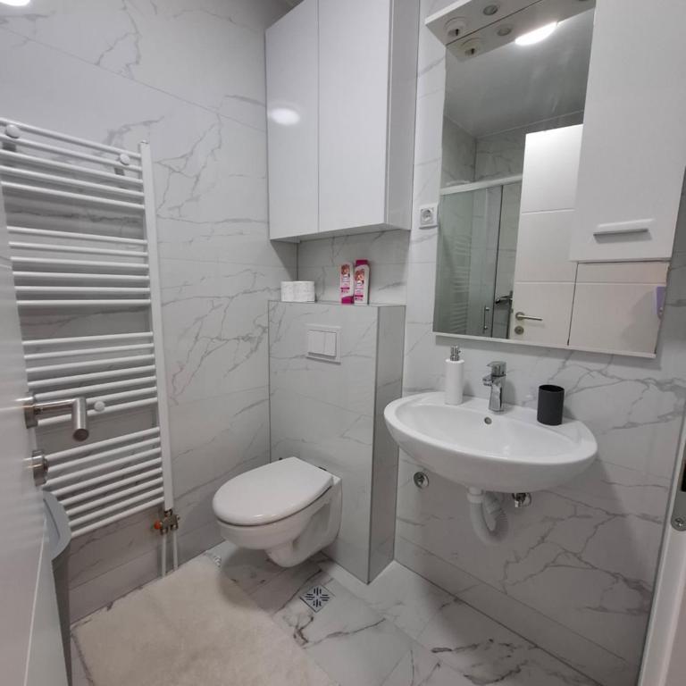 Apartman Radoš - One-Bedroom Apartment - 16
