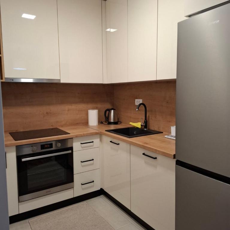 Apartman Radoš - One-Bedroom Apartment - 9