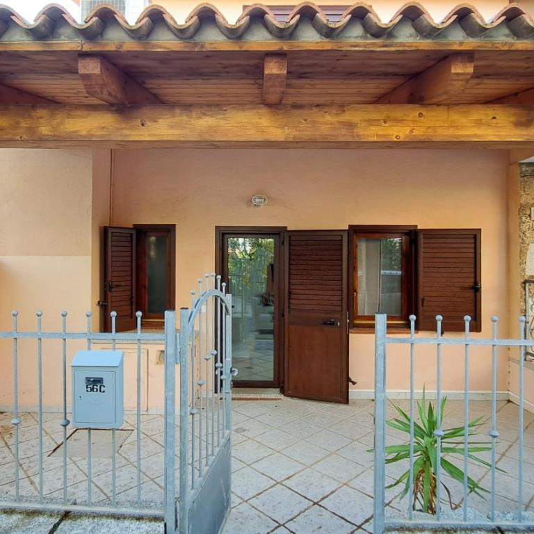 DaDa House Trilocale La Suaredda di Supra San Teodoro - Two-Bedroom Apartment - 2