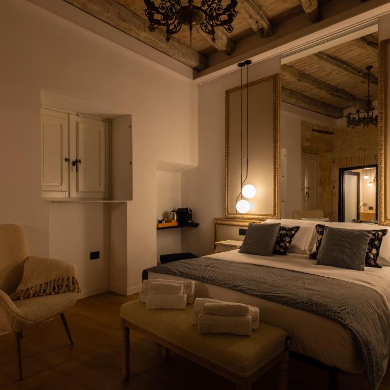 Pedra Bianca Luxury Rooms - Deluxe Queen Room - 16