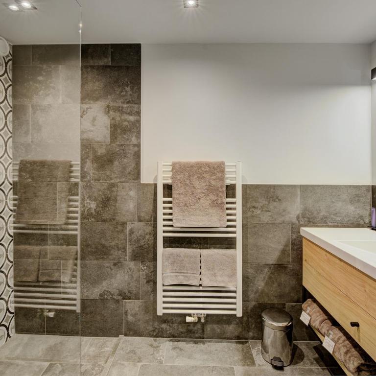 Hotel Gut Brandlhof - Superior Doppelzimmer mit Balkon - 11