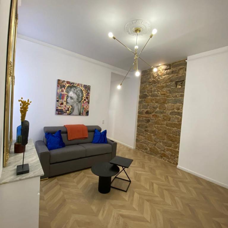 Grand T2 Cours Napoléon A - Appartement 1 Chambre - 3