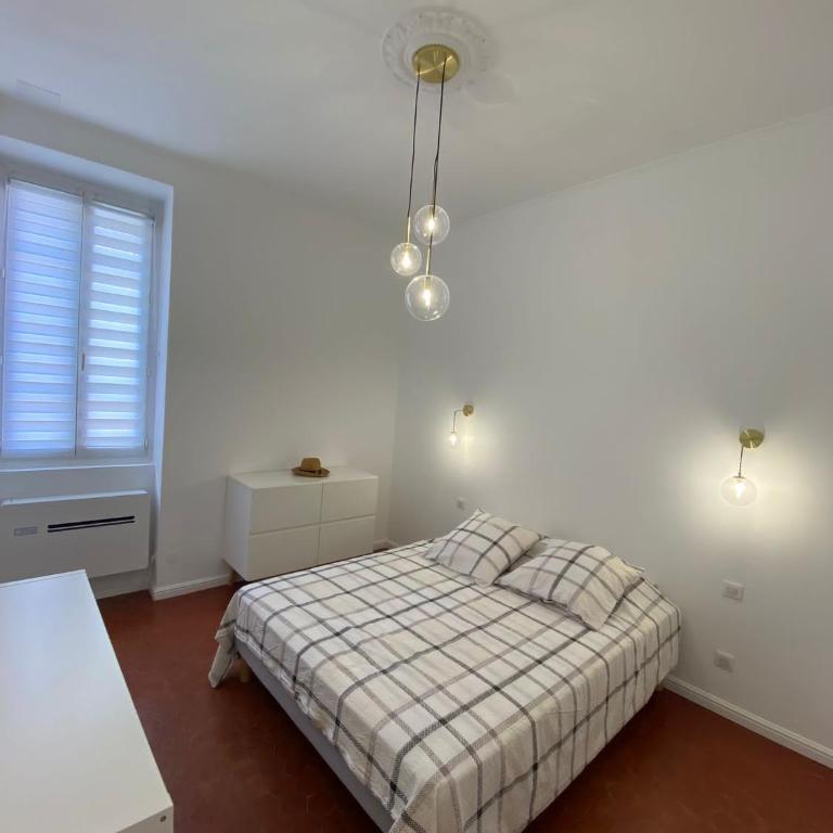 Grand T2 Cours Napoléon A - Appartement 1 Chambre - 6