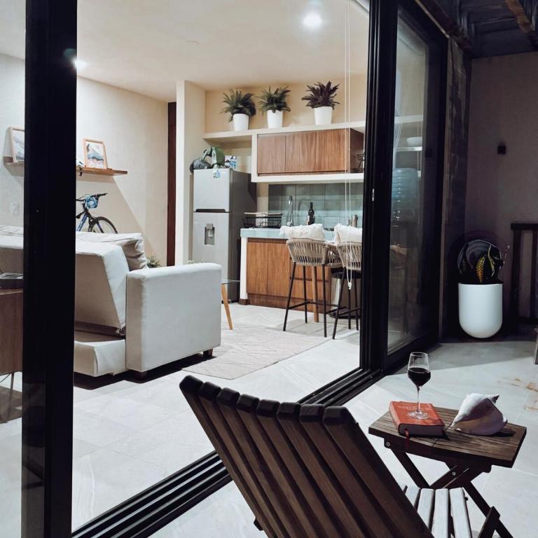 Boho Loft Steps from Punta Cocos Beach - Apartamento de 1 dormitorio - 6