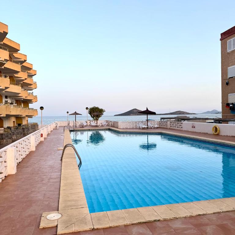 Apartamento con vistas al mar y atardeceres - Apartamento de 2 dormitorios con terraza y vistas al mar - 4