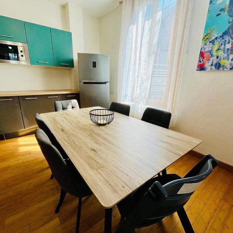 Relaxing 2BR Apartment with Private Garden, Near the City Center - Appartement 2 Chambres - Vue sur Jardin - 3