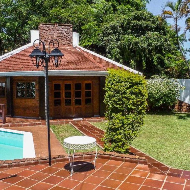 Casa céntrica en Encarnación - Vacation Home - 1
