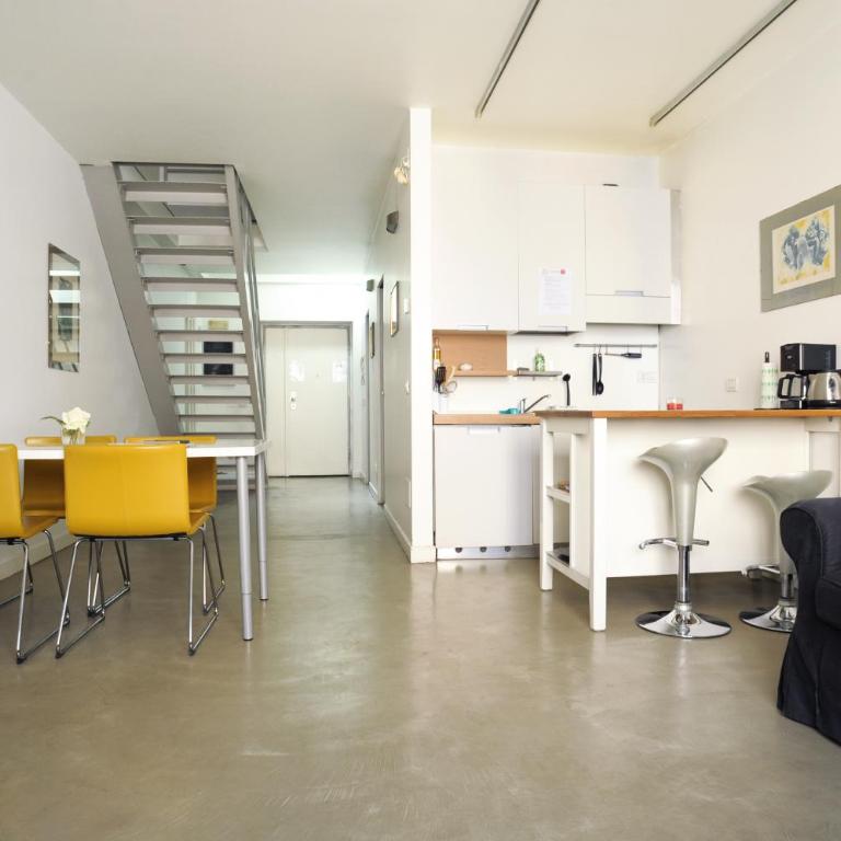 Sant Ambrogio Courtyard Room in shared flat - Room in a shared flat - 8