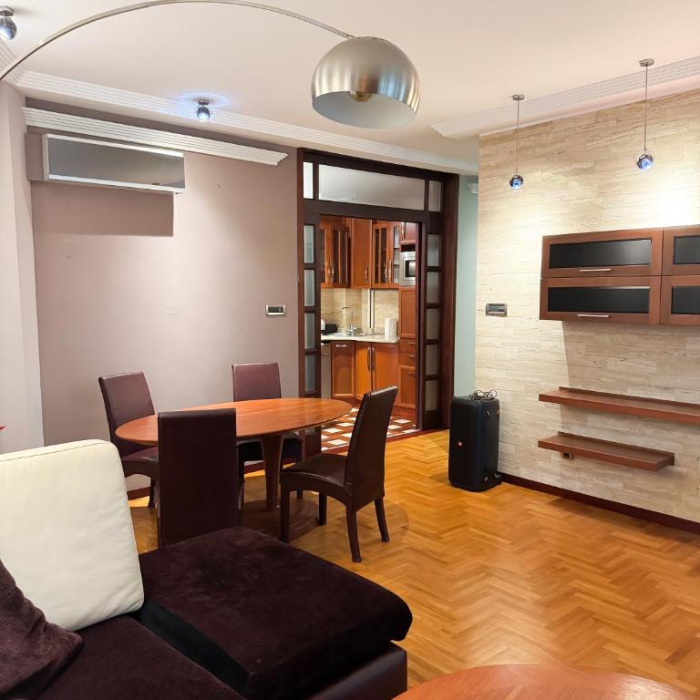 YACHT Arena Belgrade LUX Apartment - Apartman sa 1 Spavaćom Sobom - 3