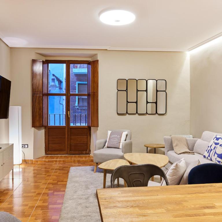 Blanca de Navarra by Clabao - Two-Bedroom Apartment - 2