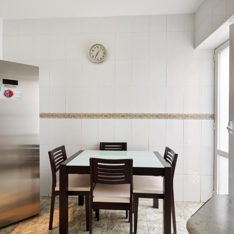 Blanca de Navarra by Clabao - Two-Bedroom Apartment - 9