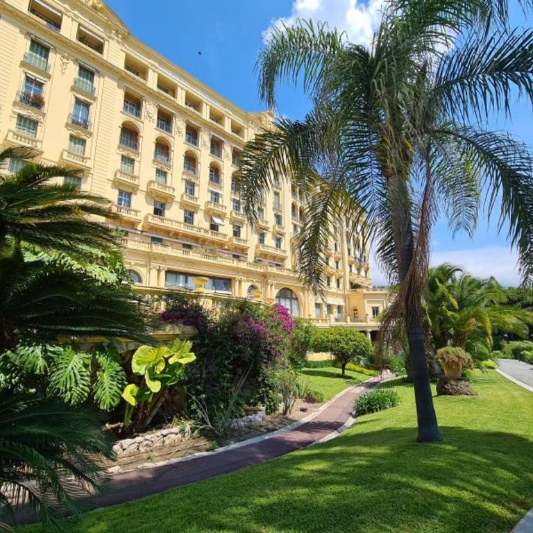 Superbe appartement de 100m2 face à la mer Dans un ancien palace - Apartment mit 1 Schlafzimmer - 16