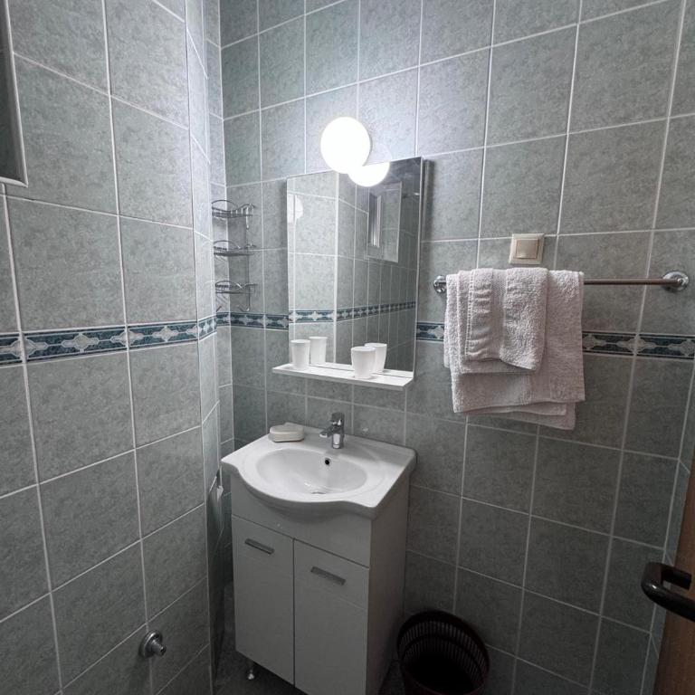 Villa Savovic - Apartment with Sea View - 6