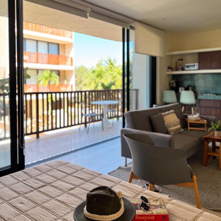 Chic Loft Steps from the Beach - Apartamento de 1 dormitorio - 17