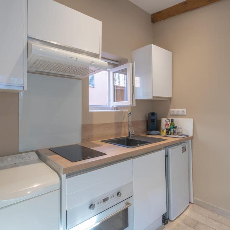 Studio lumineux à 10 min de la plage - Appartement 1 Chambre - 10