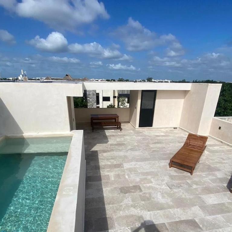 Unique PH 3 rooms sunset terrace in AZ Premium - Three-Bedroom Apartment - 1