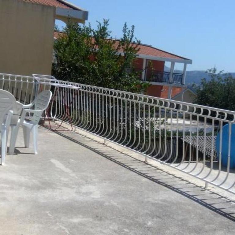 Apartments Stevanovic - Standard Twin Room with Shared Bathroom - 7