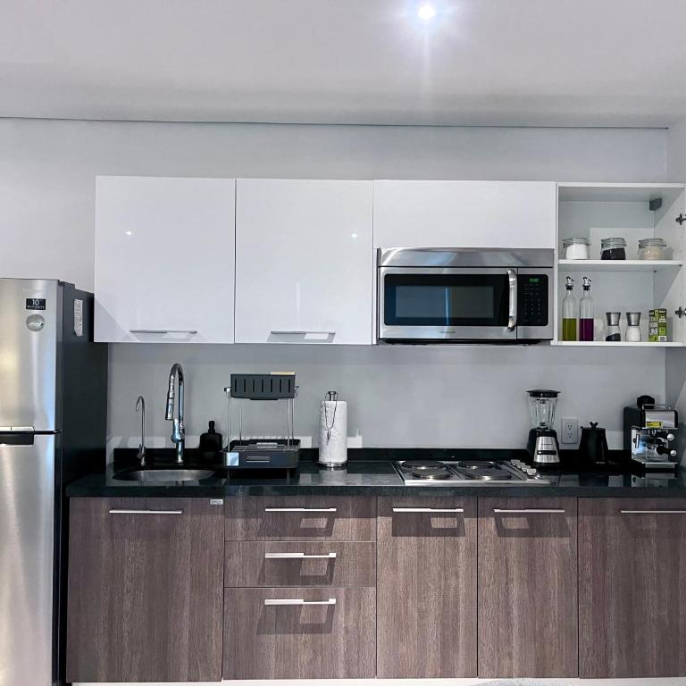 S2305 - 2BDR - 2BTh - Two-Bedroom Apartment - 14