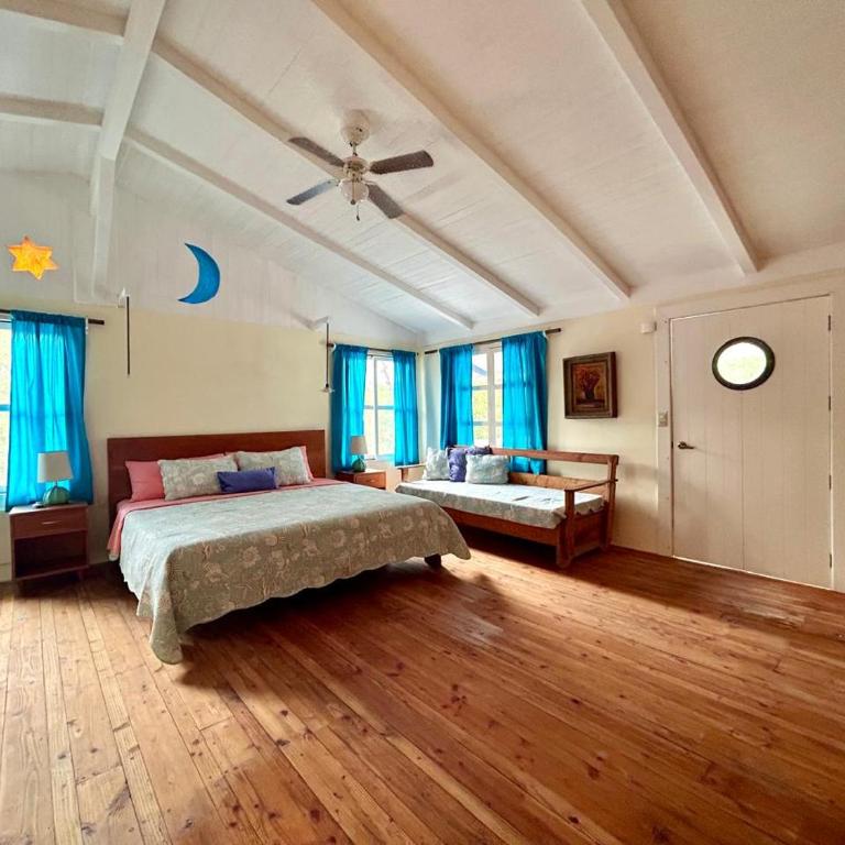 Casa Kubler - Habitación con cama extragrande. - 4