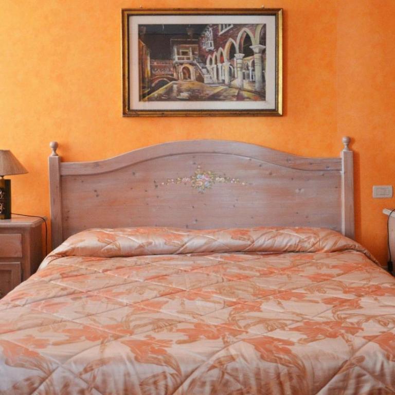 Best Holidays Venice - Camera Matrimoniale con Bagno in Comune - 4