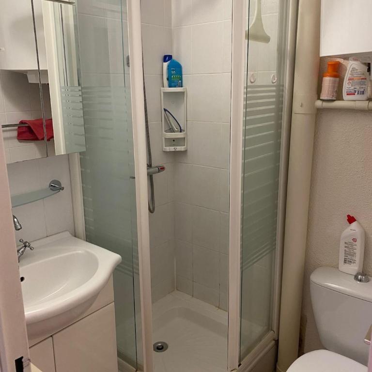 Au calme à Sanary, villaT2 climatisée pour 4 pers - Maison 2 Chambres - 14
