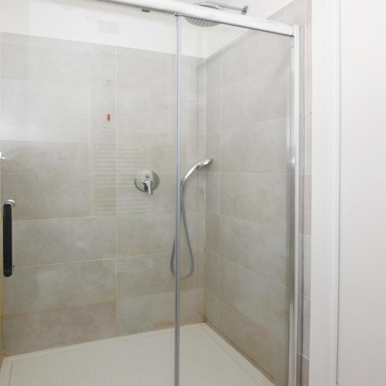 [Navigli-Tortona]Ampio Monolocale, Garage Gratuito - Appartamento con 1 Camera da Letto - 14