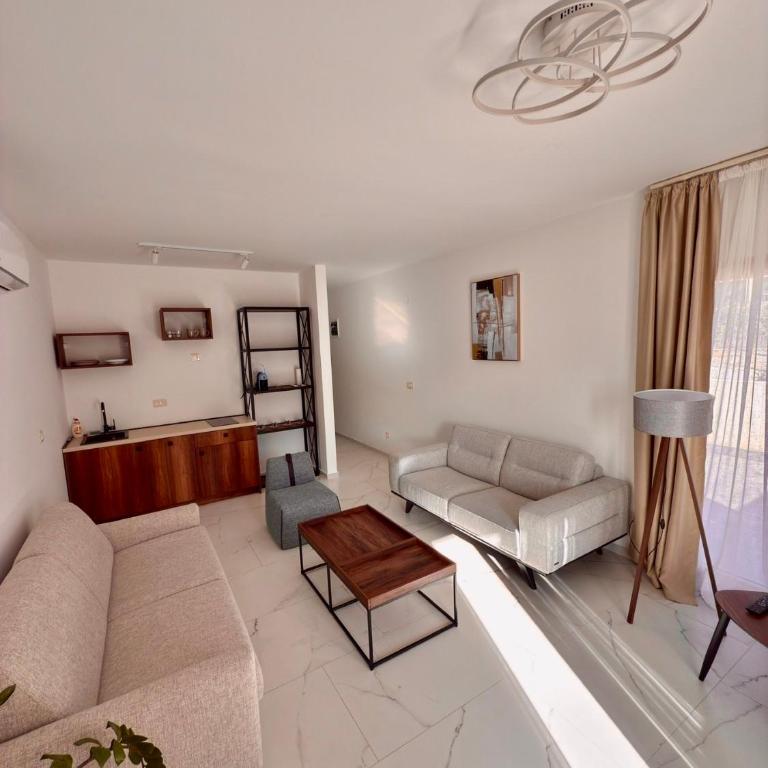 Most Oliva Resort Budva - Apartman sa 2 Spavaće Sobe, Balkonom i Pogledom na More - 2