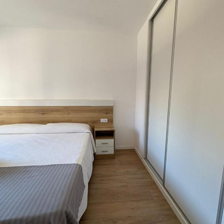 Apartamentos O Grove Awa Bay - One-Bedroom Apartment with City View - 9