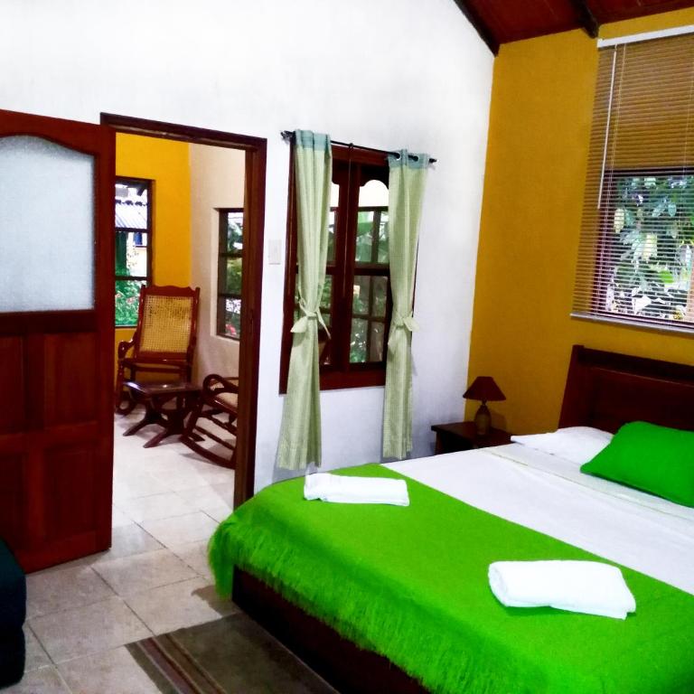 Cabañas Yakuruna - Habitación con cama grande - 7