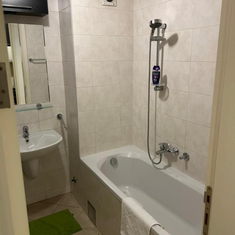 Apartment Premier 3 Belville - One-Bedroom Apartment - 9