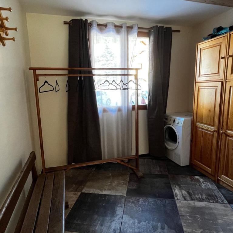 Hébergement 4 étoiles Accès Pied des Pistes en Navette Gratuite - Maison de Vacances 3 Chambres - 39