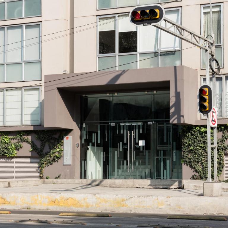 C302 1BR - 1BTh - One-Bedroom Apartment - 8