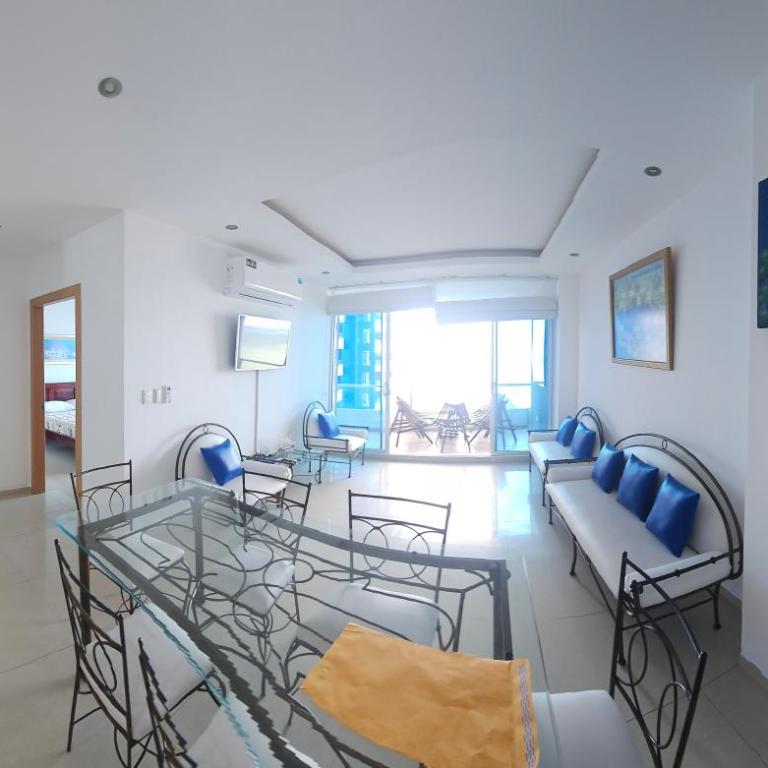Departamento frente a la Playa - Three-Bedroom Apartment - 4