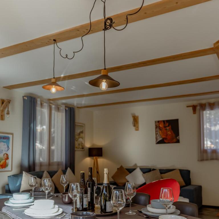 Hébergement 4 étoiles Accès Pied des Pistes en Navette Gratuite - Maison de Vacances 3 Chambres - 43