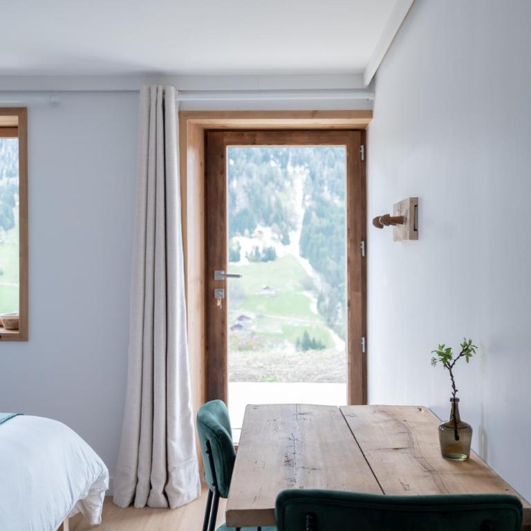 La ferme d'Hauteluce - Chambre d'hôtes - Chambre Double - Vue sur Montagne - 3