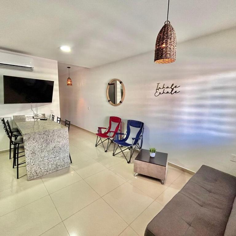 Depa near zona dorada and malecón by G P S rentas - Two-Bedroom Apartment - 1