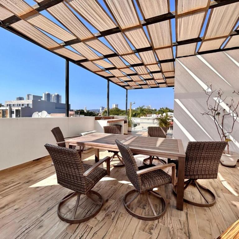 Depa near zona dorada and malecón by G P S rentas - Two-Bedroom Apartment - 11