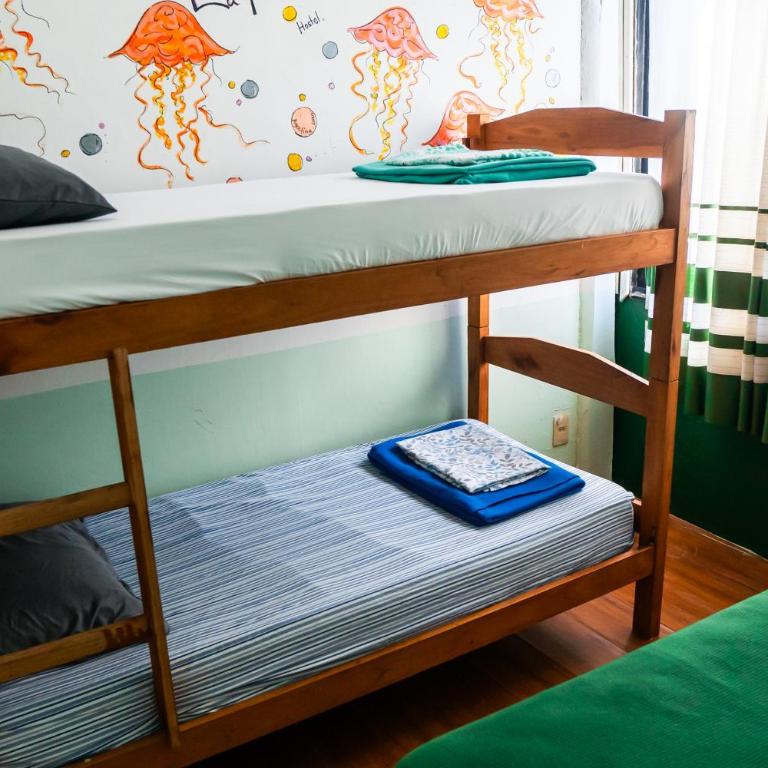 La Rubia Hostel - Suite (4 Adults) - 7