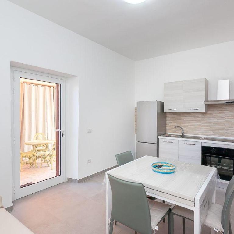 Home da Renzo - Appartamento con 1 Camera da Letto - 9